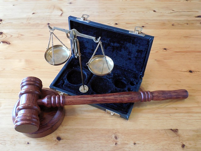 Obsługa prawna przedsiębiorstw – cechy kancelarii prawnych